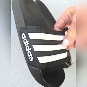 Adidas NWT Kids Size 2